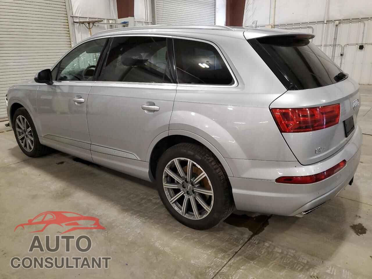 AUDI Q7 2018 - WA1VAAF77JD046572