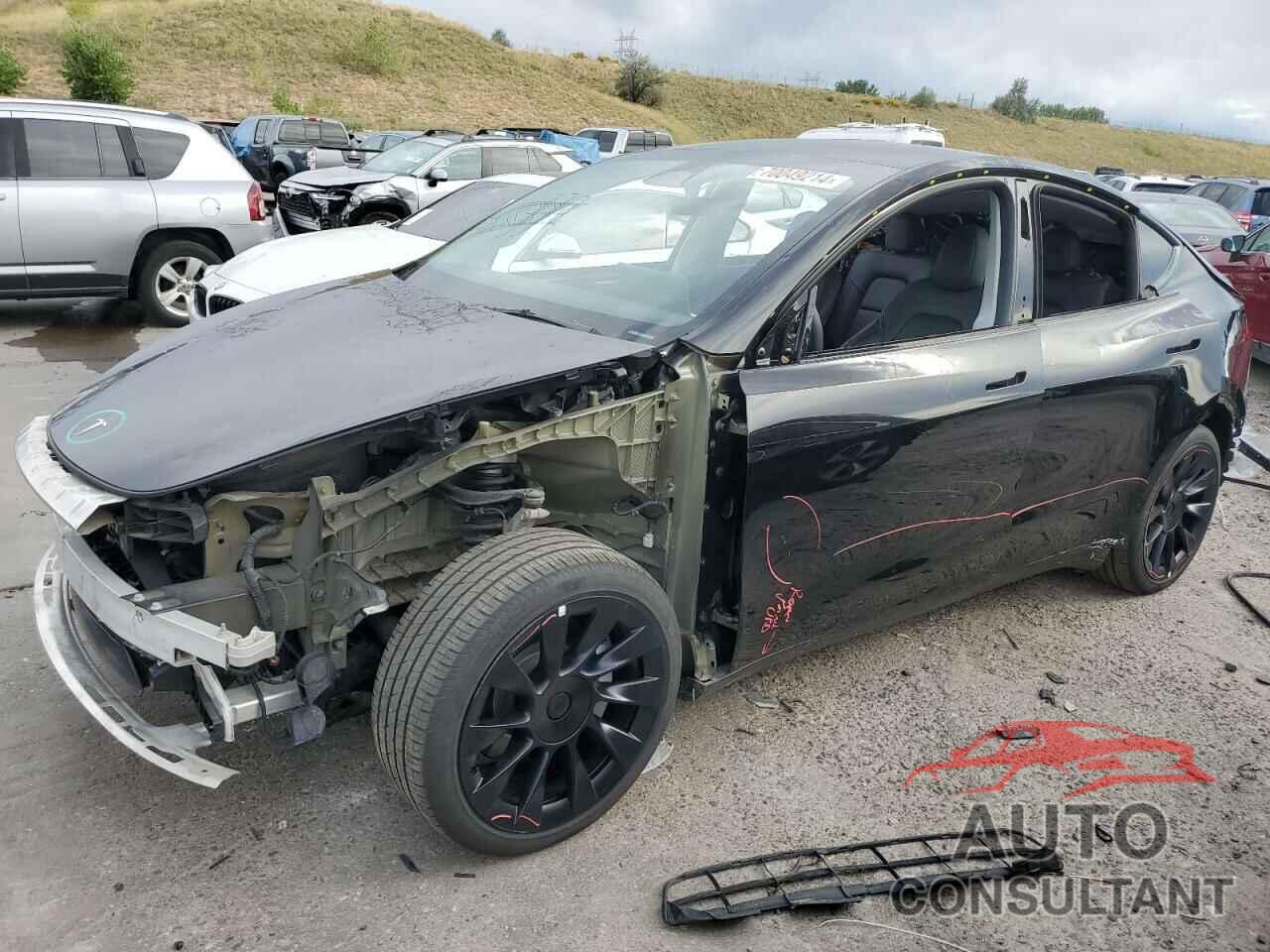 TESLA MODEL Y 2023 - 7SAYGDEE9PA078461