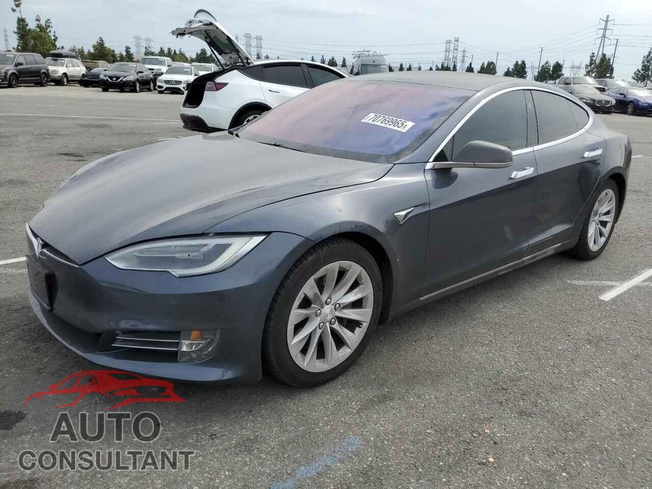 TESLA MODEL S 2018 - 5YJSA1E24JF249619