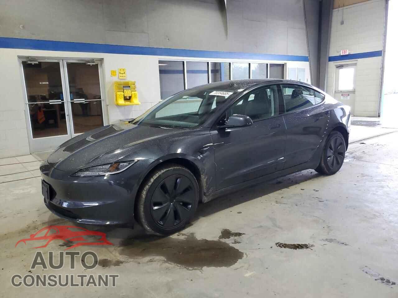 TESLA MODEL 3 2025 - 5YJ3E1EA2SF907326