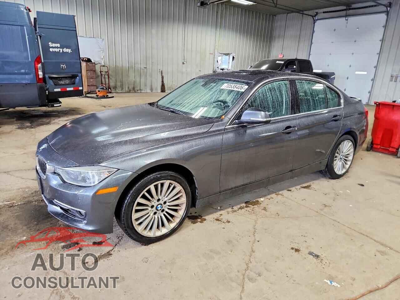 BMW 3 SERIES 2013 - WBA3B3C52DF530910