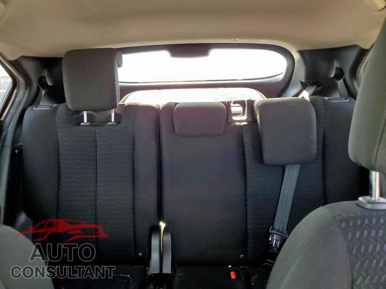 MITSUBISHI ECLIPSE 2019 - JA4AT3AA7KZ030853