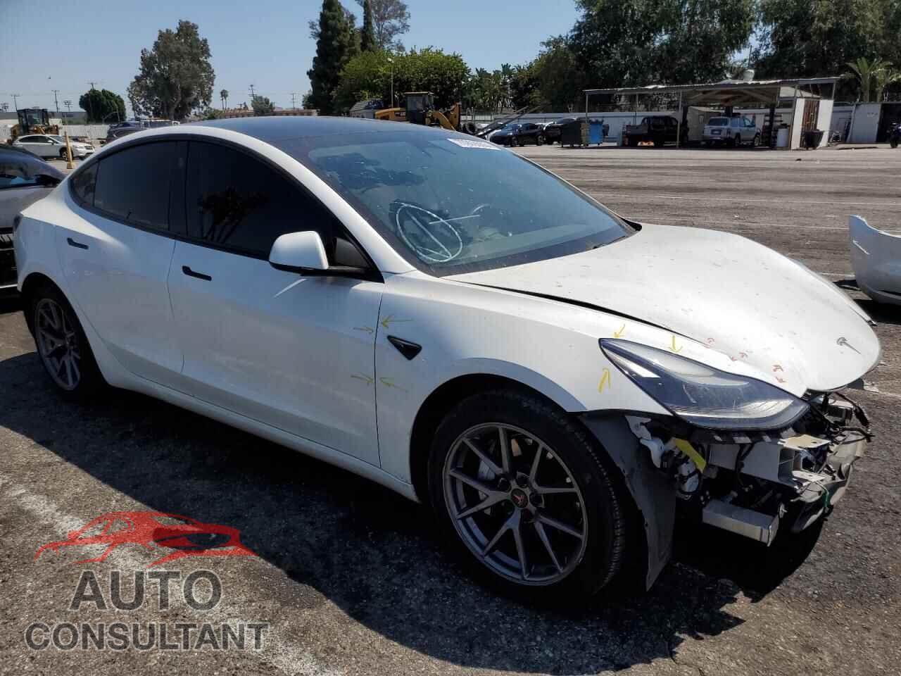 TESLA MODEL 3 2021 - 5YJ3E1EA2MF873827