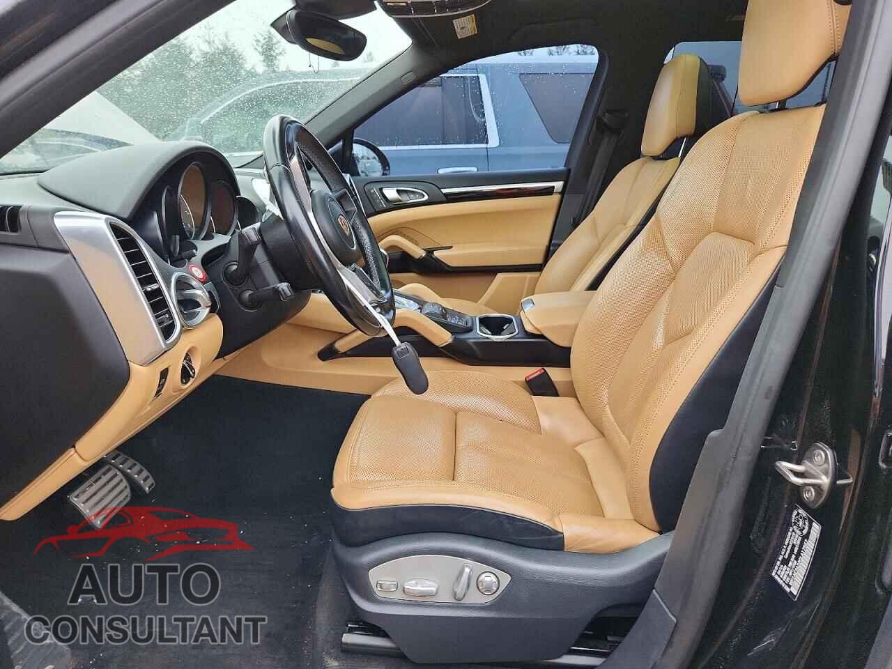 PORSCHE CAYENNE 2016 - WP1AE2A22GLA17567