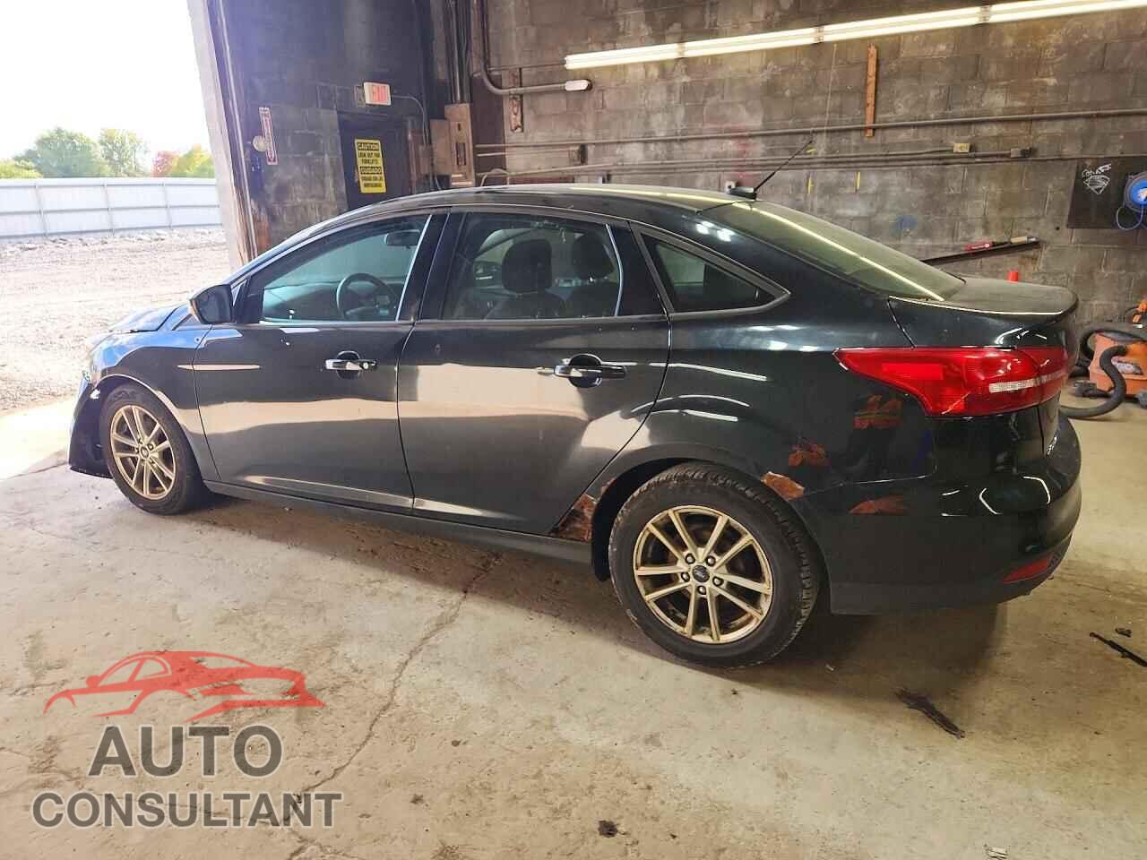 FORD FOCUS 2015 - 1FADP3F21FL200891