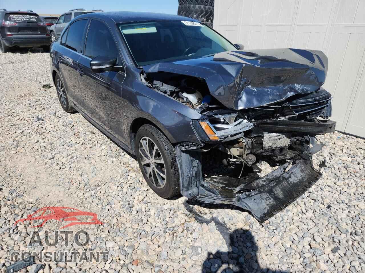 VOLKSWAGEN JETTA 2017 - 3VWDB7AJ2HM230723