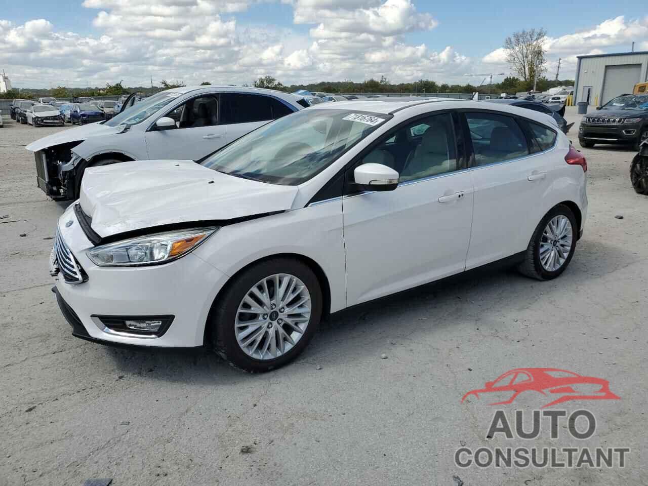 FORD FOCUS 2015 - 1FADP3N25FL261307