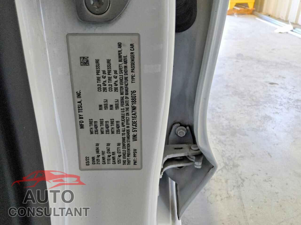 TESLA MODEL 3 2022 - 5YJ3E1EA7NF188076