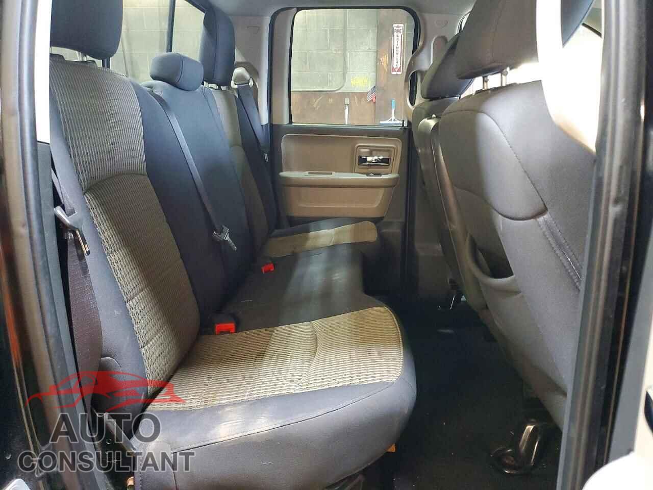 DODGE RAM 1500 2012 - 1C6RD7GT3CS321924