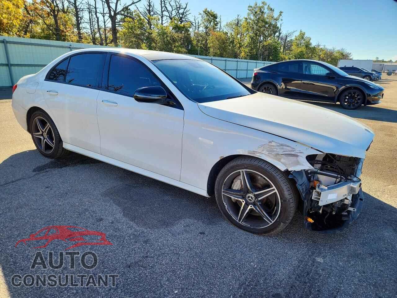 MERCEDES-BENZ E-CLASS 2018 - WDDZF4KB8JA298861