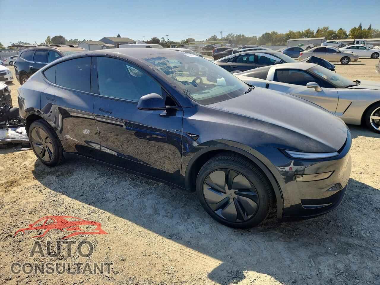 TESLA MODEL Y 2026 - 7SAYGDED2TF582516