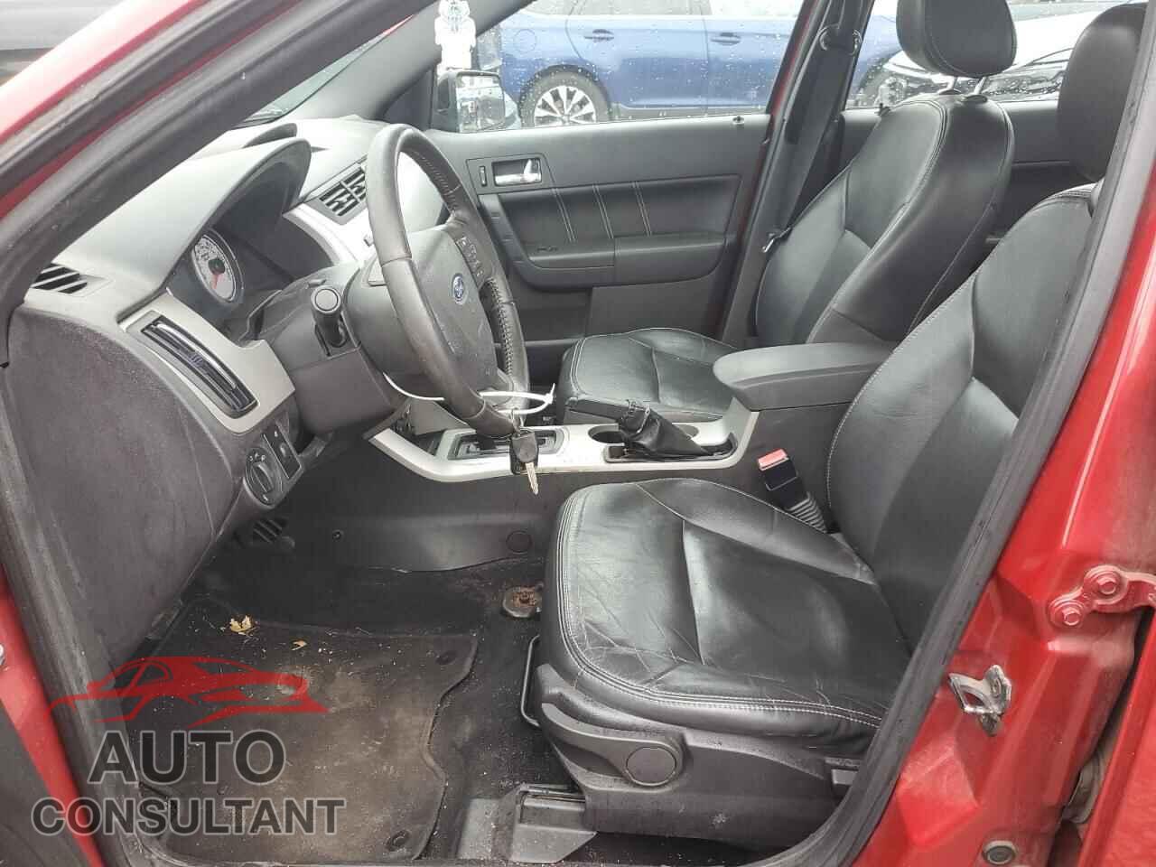FORD FOCUS 2011 - 1FAHP3GN2BW107414