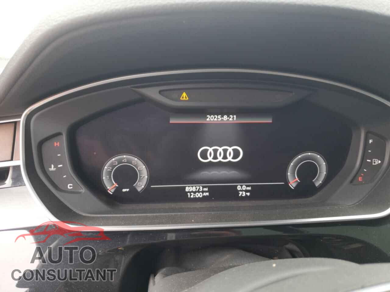 AUDI A8 2019 - WAU8DAF83KN017517