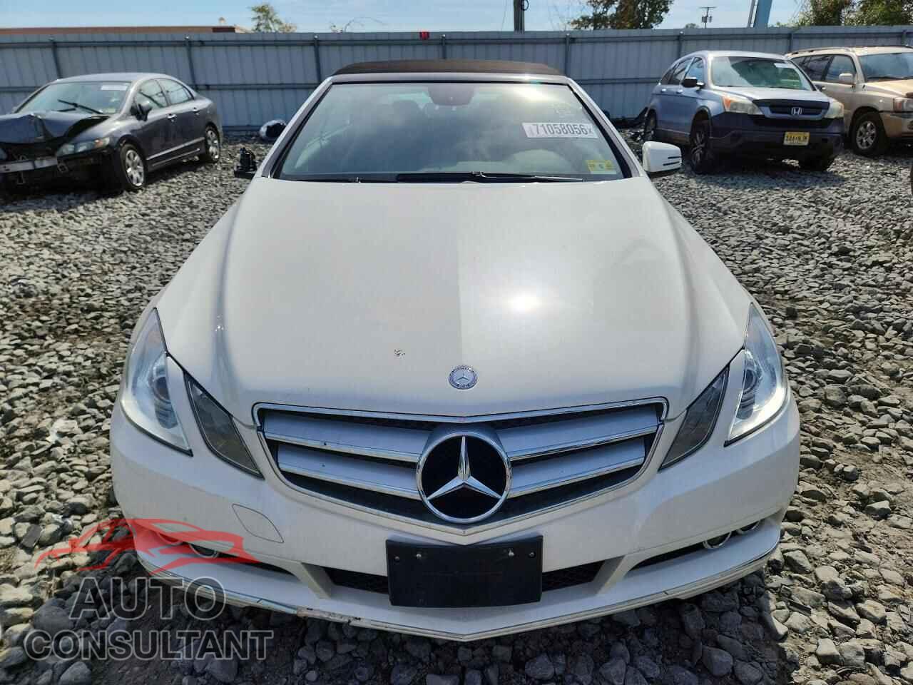 MERCEDES-BENZ E-CLASS 2011 - WDDKK5GF6BF057755