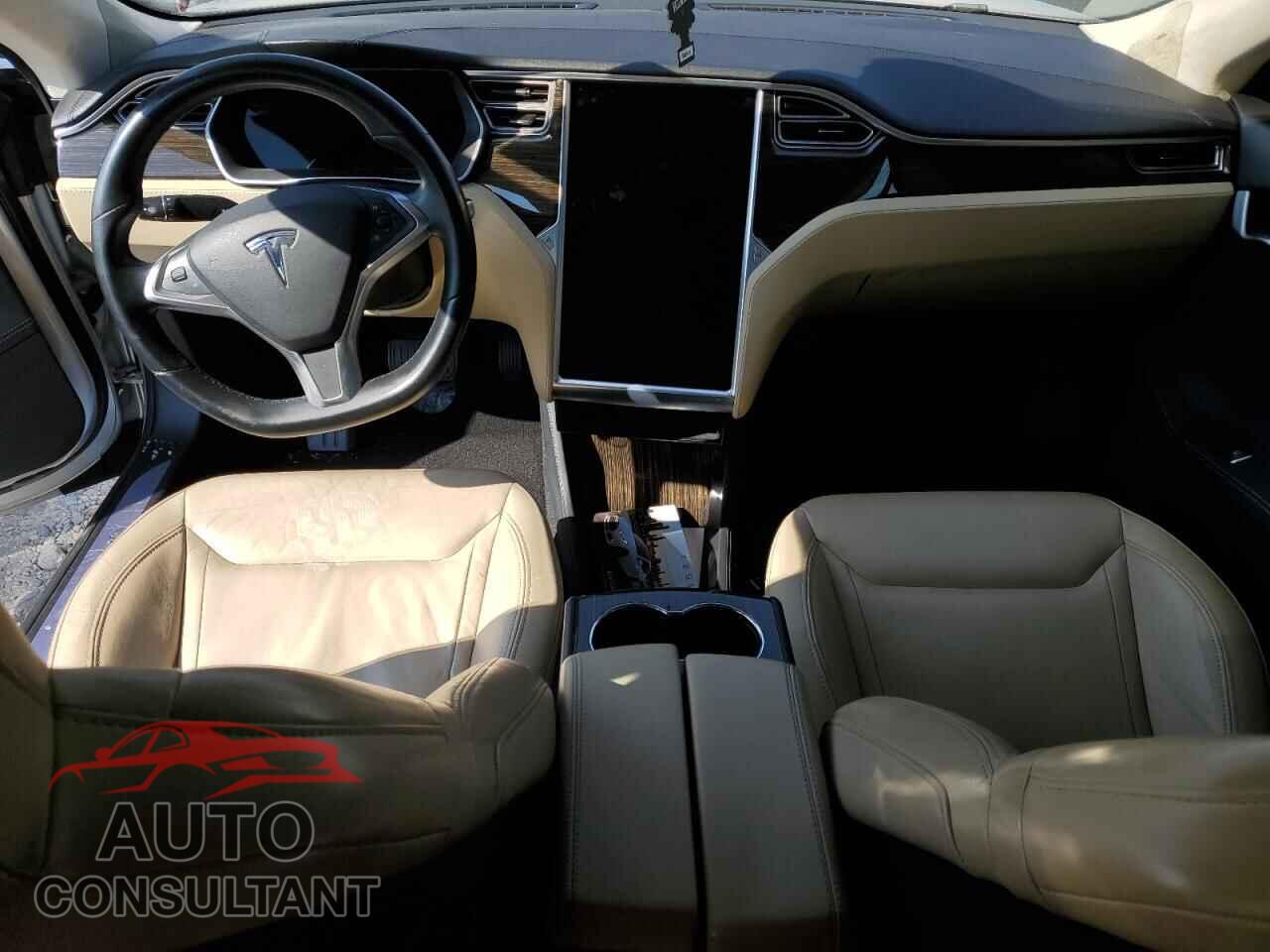 TESLA MODEL S 2015 - 5YJSA1H28FF082992