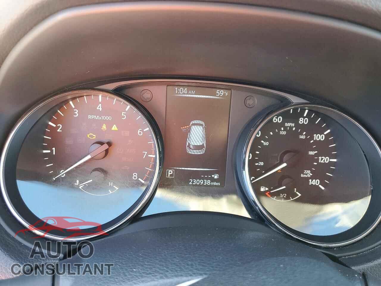 NISSAN ROGUE 2017 - KNMAT2MT3HP611509