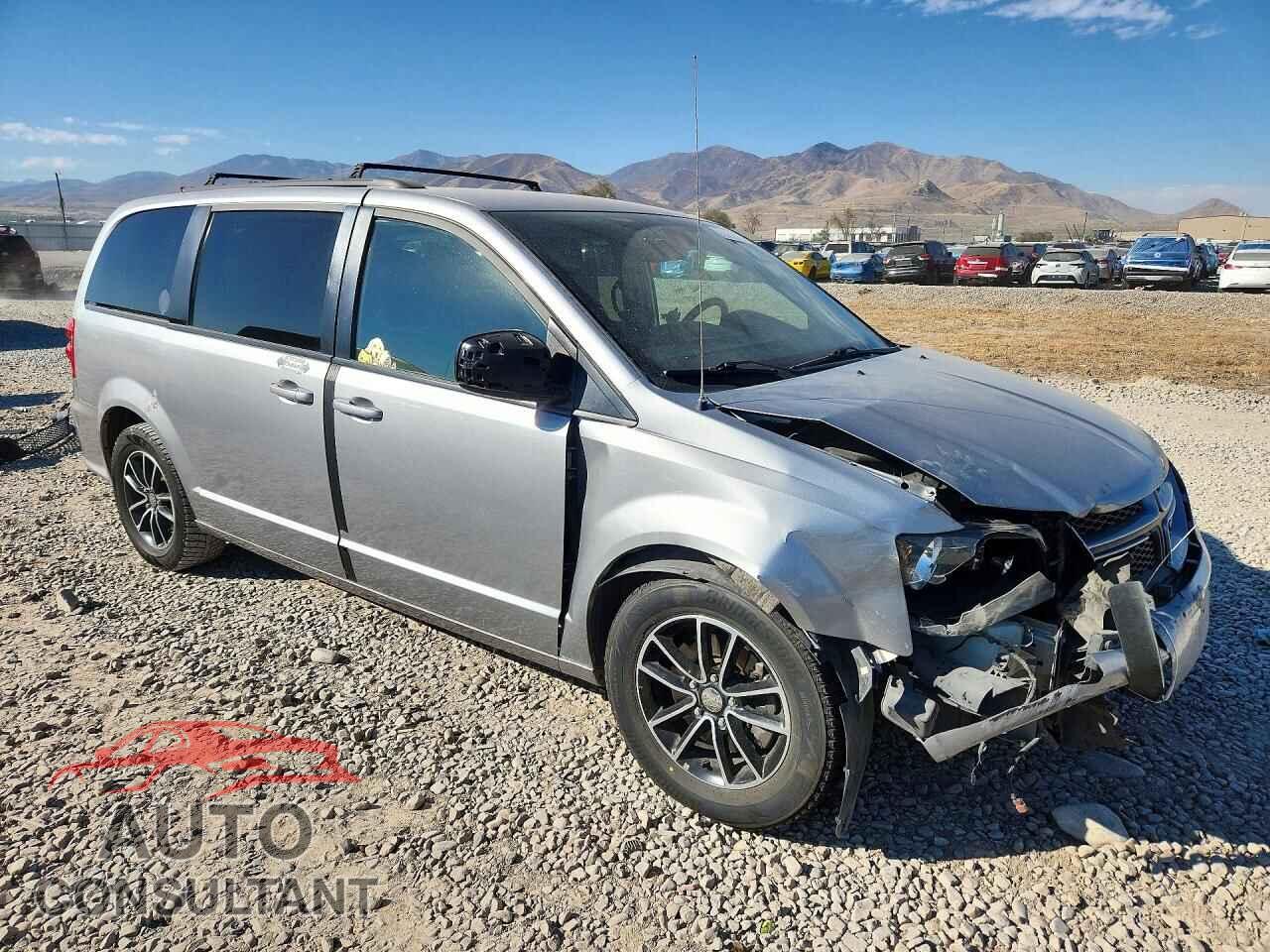 DODGE CARAVAN 2018 - 2C4RDGEG2JR344267