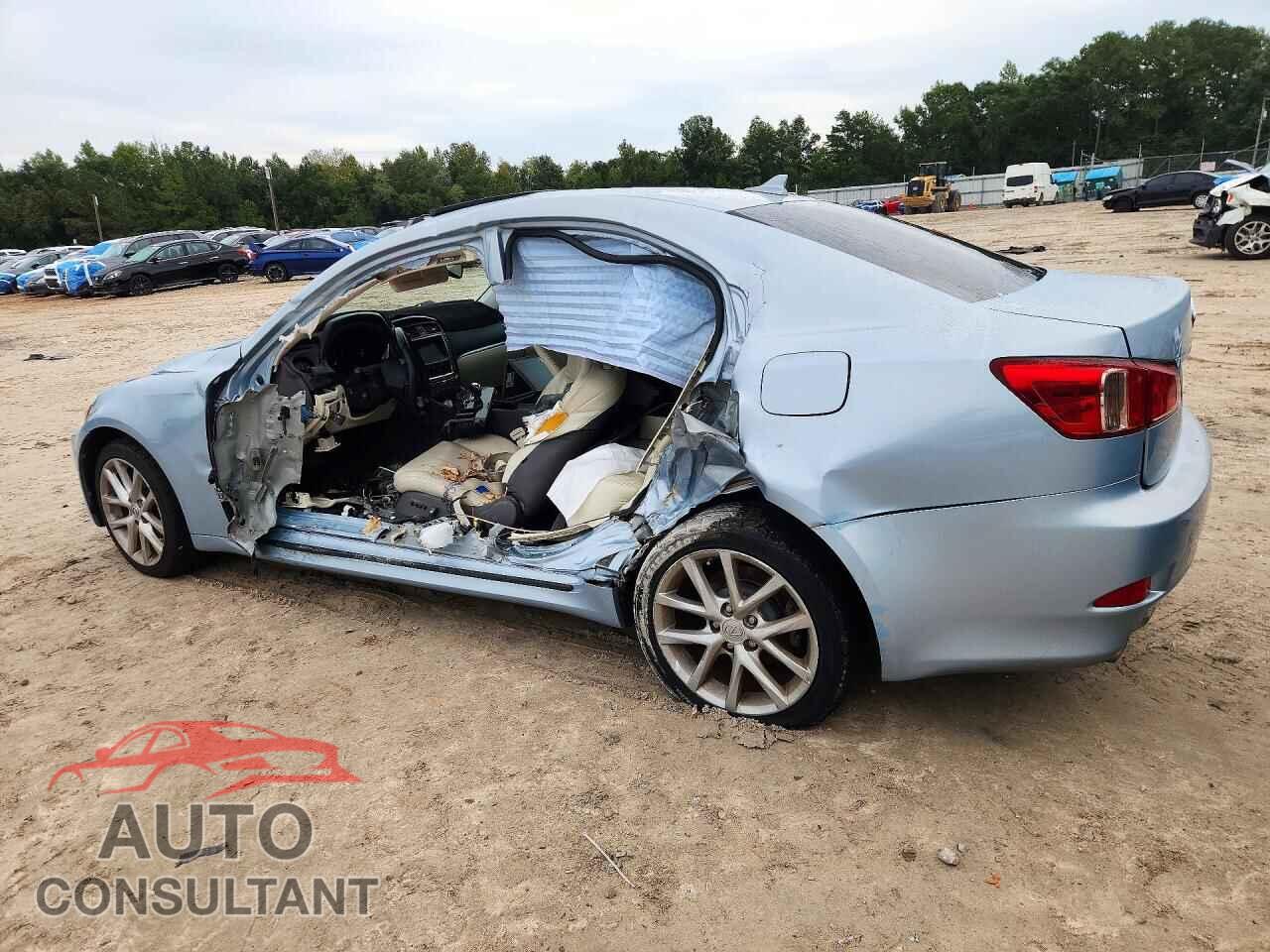 LEXUS IS 2012 - JTHCF5C2XC5053204