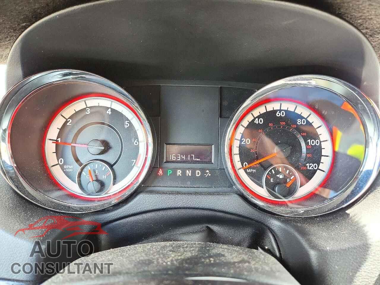 DODGE CARAVAN 2015 - 2C4RDGCG2FR689292