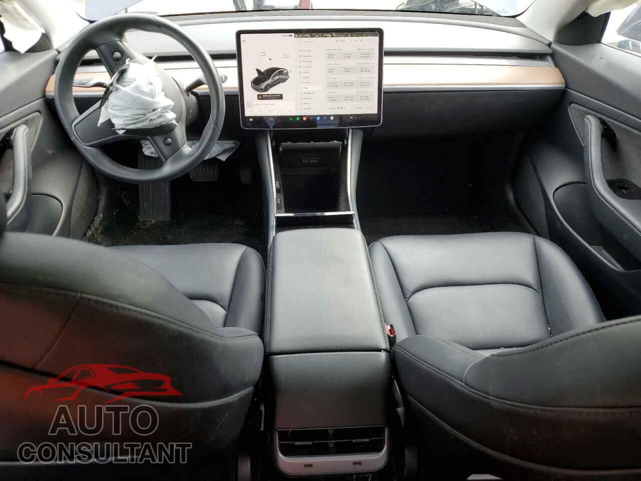 TESLA MODEL 3 2018 - 5YJ3E1EA7JF036664