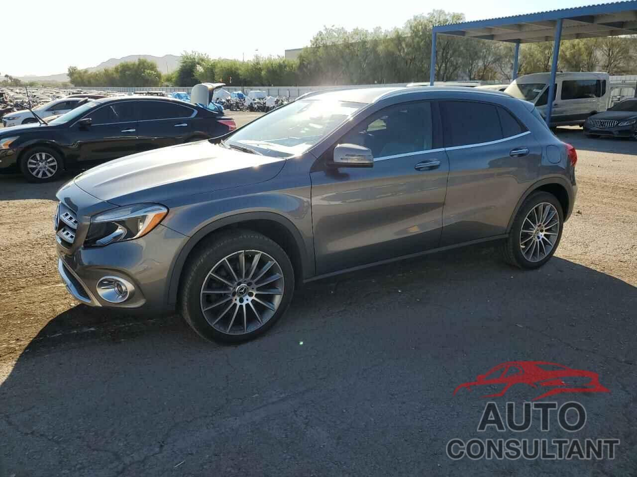 MERCEDES-BENZ GLA-CLASS 2018 - WDCTG4GB1JJ470387