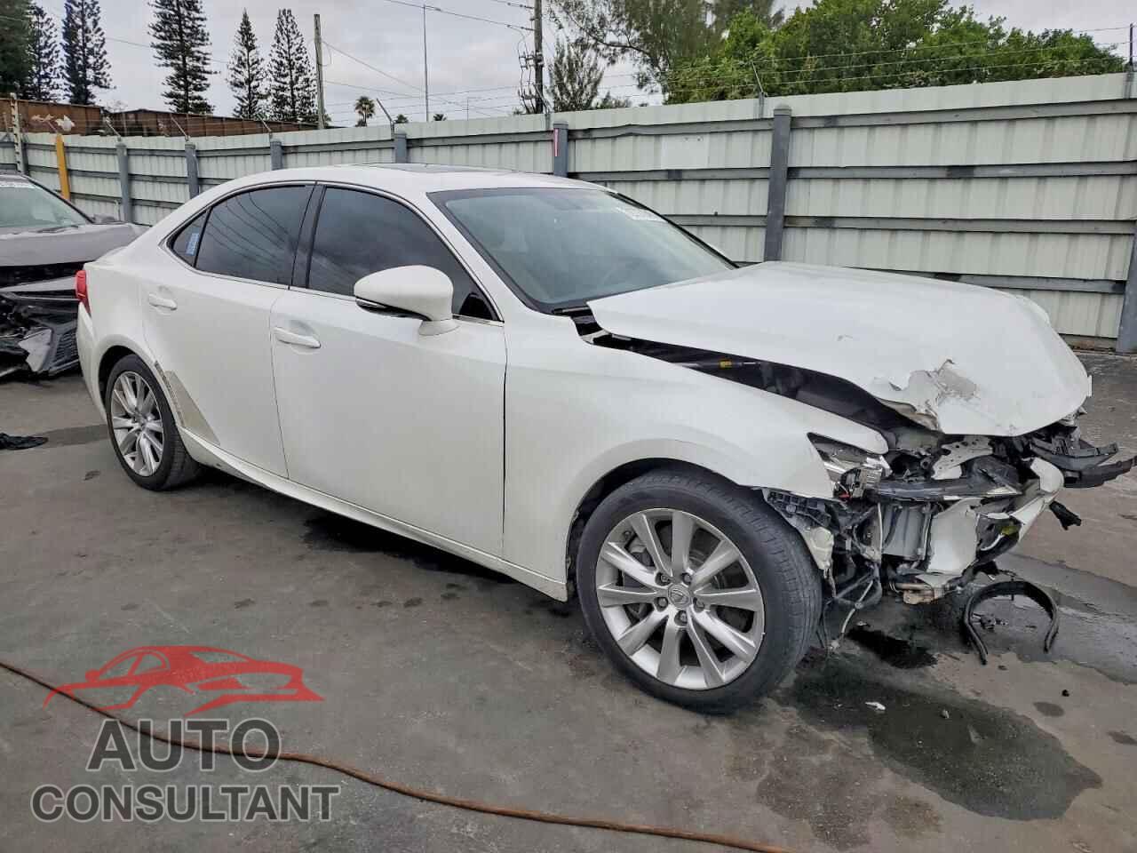 LEXUS IS 2016 - JTHBA1D26G5014665