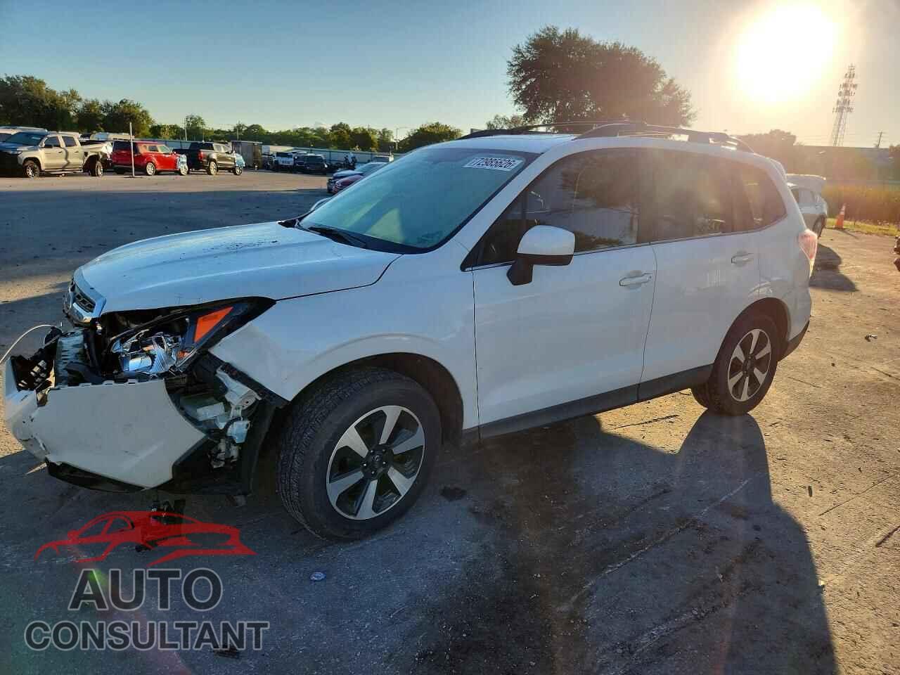 SUBARU FORESTER 2017 - JF2SJALC7HH803937