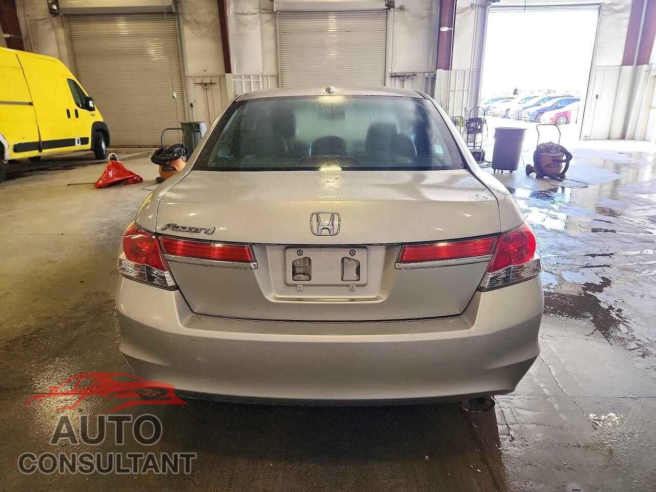 HONDA ACCORD 2012 - 1HGCP2F8XCA120907