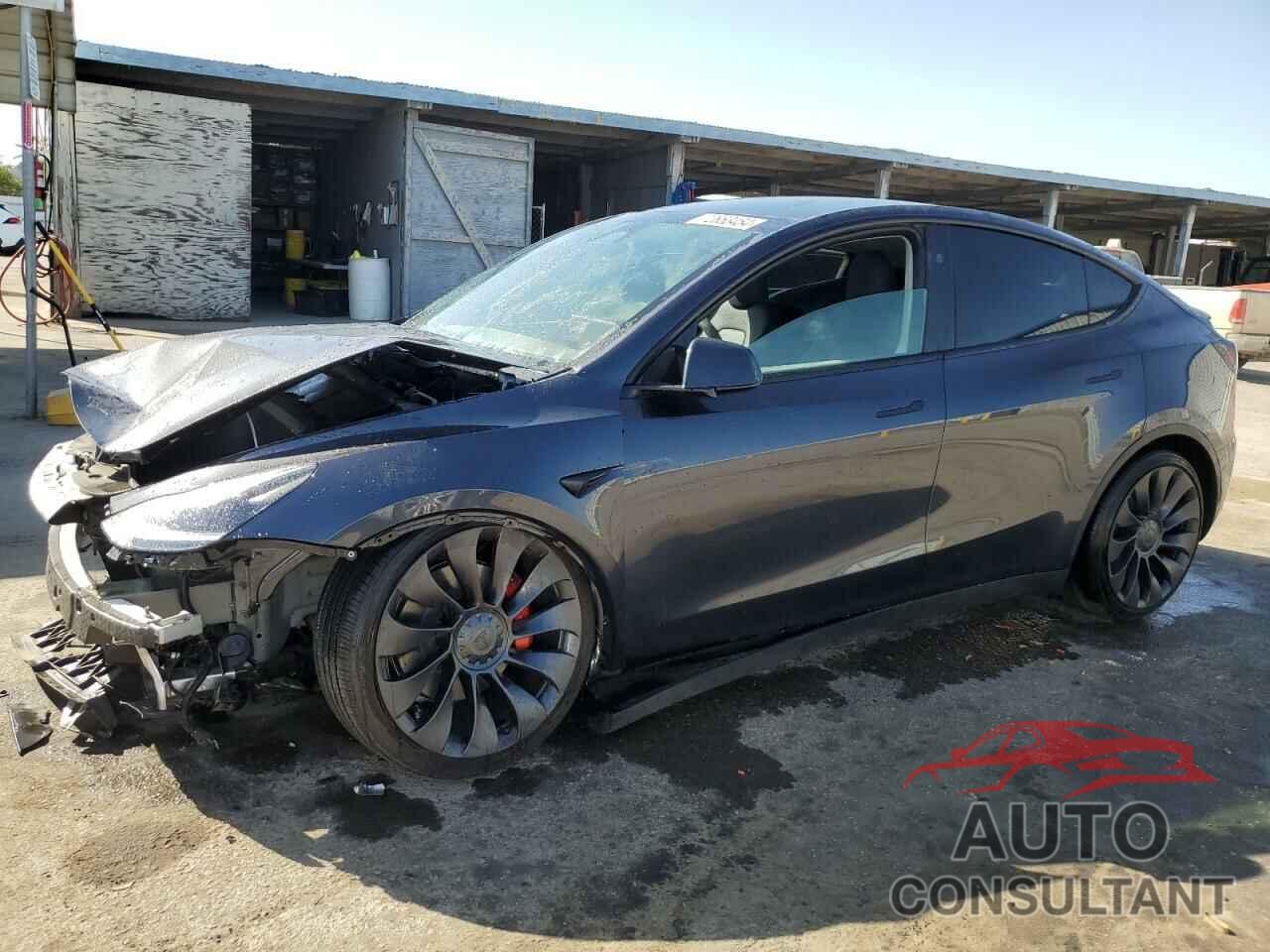 TESLA MODEL Y 2024 - 7SAYGDEF2RF082060