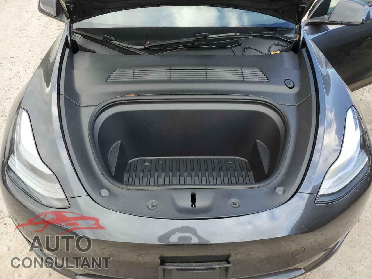 TESLA MODEL Y 2024 - 7SAYGAEE4RF086536
