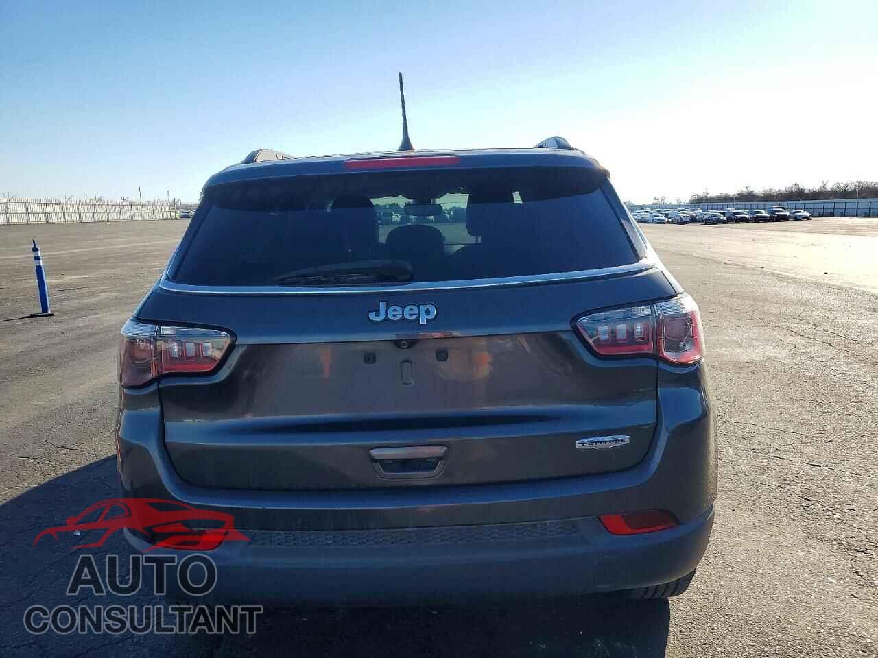 JEEP COMPASS 2019 - 3C4NJCBB4KT750042