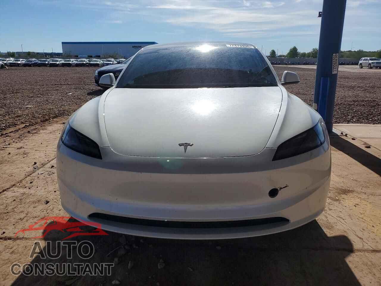 TESLA MODEL 3 2024 - 5YJ3E1EA5RF740664