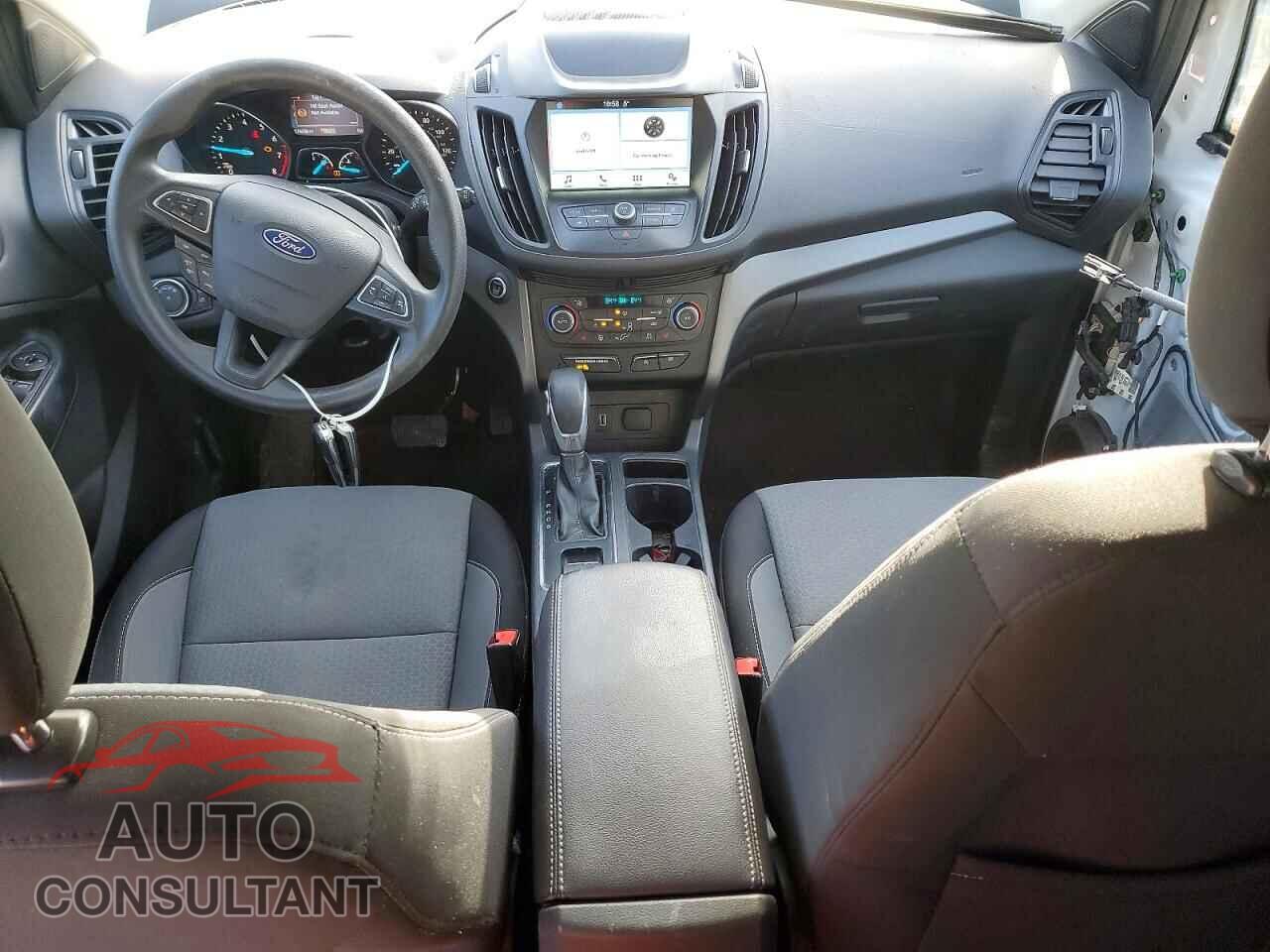 FORD ESCAPE 2019 - 1FMCU9GD6KUB41659