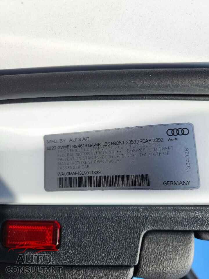 AUDI A4 2020 - WAUGMAF43LN011839