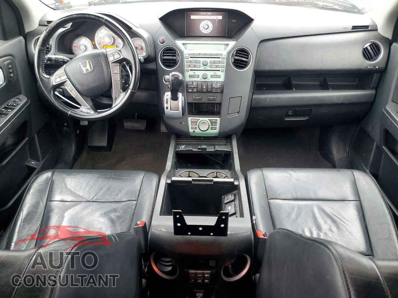 HONDA PILOT 2010 - 5FNYF4H99AB014395