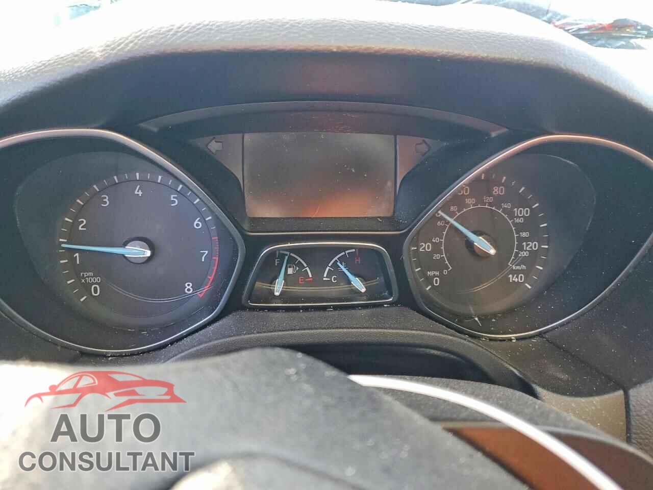 FORD FOCUS 2018 - 1FADP3F2XJL256322