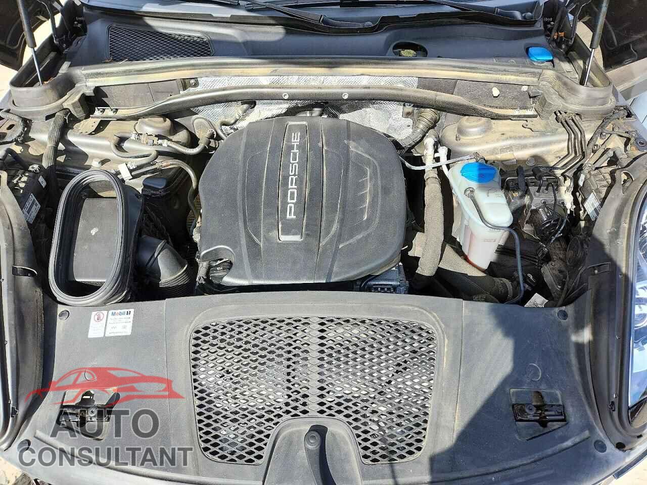 PORSCHE MACAN 2018 - WP1AA2A56JLB01582