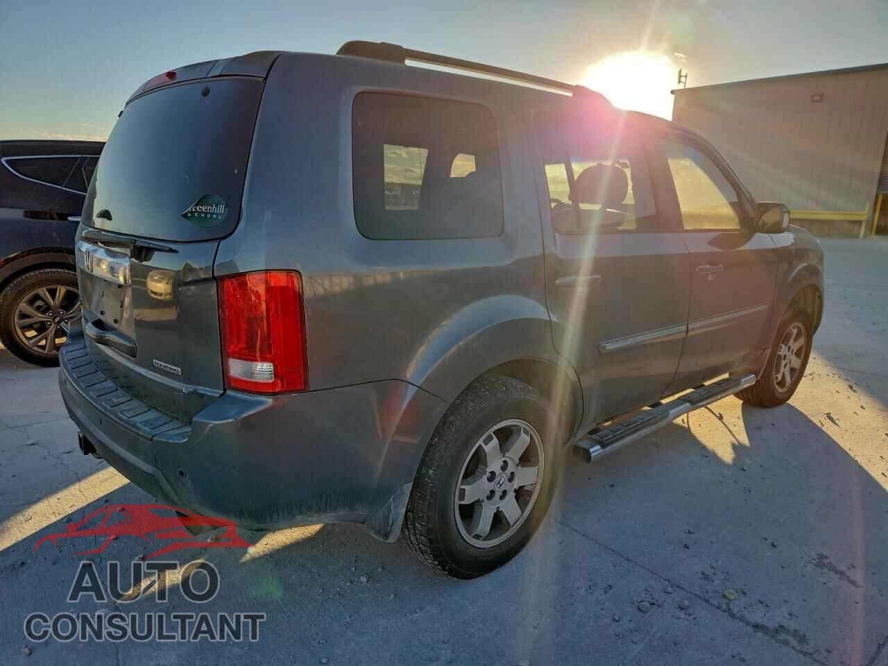 HONDA PILOT 2011 - 5FNYF3H98BB003836