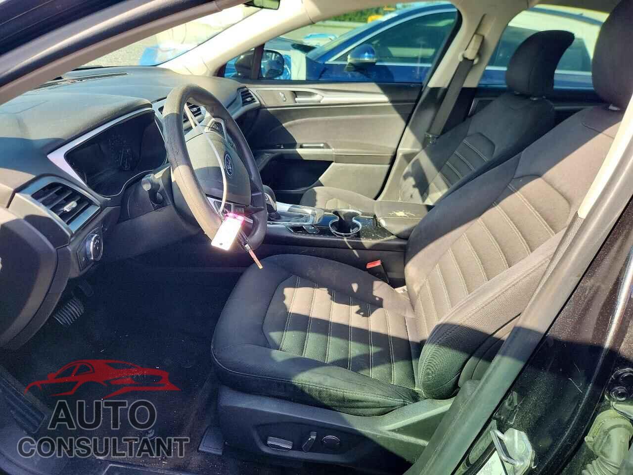 FORD FUSION 2015 - 3FA6P0H7XFR238024