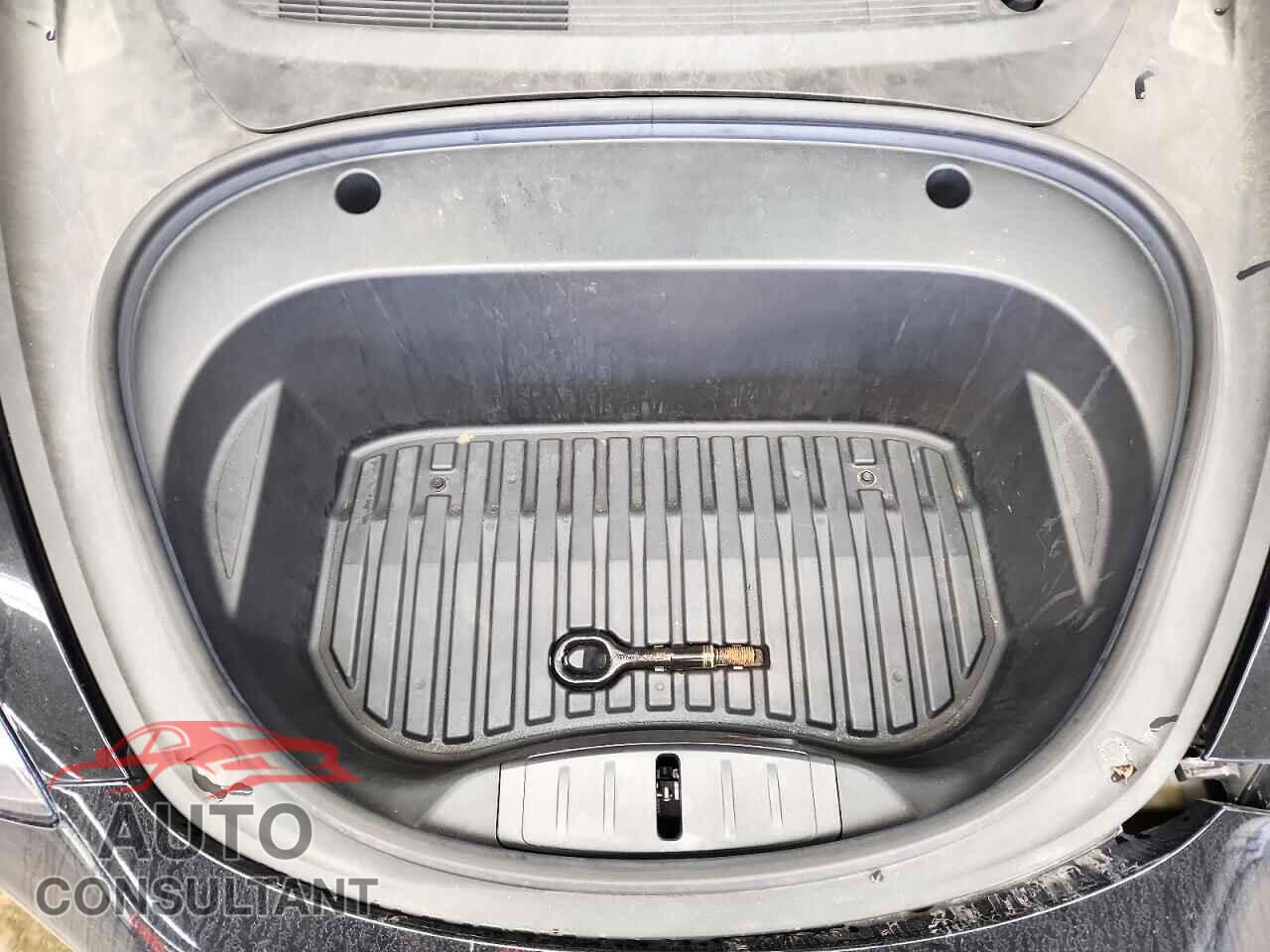 TESLA MODEL 3 2023 - 5YJ3E1EA7PF450181