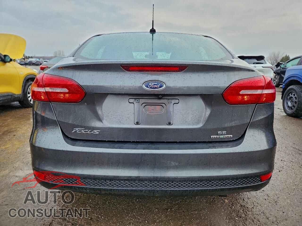 FORD FOCUS 2016 - 1FADP3F2XGL316513