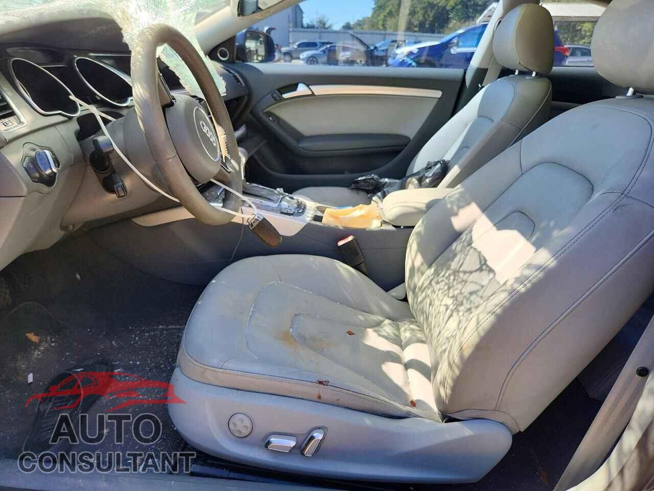 AUDI A5 2013 - WAULFAFR0DA014887