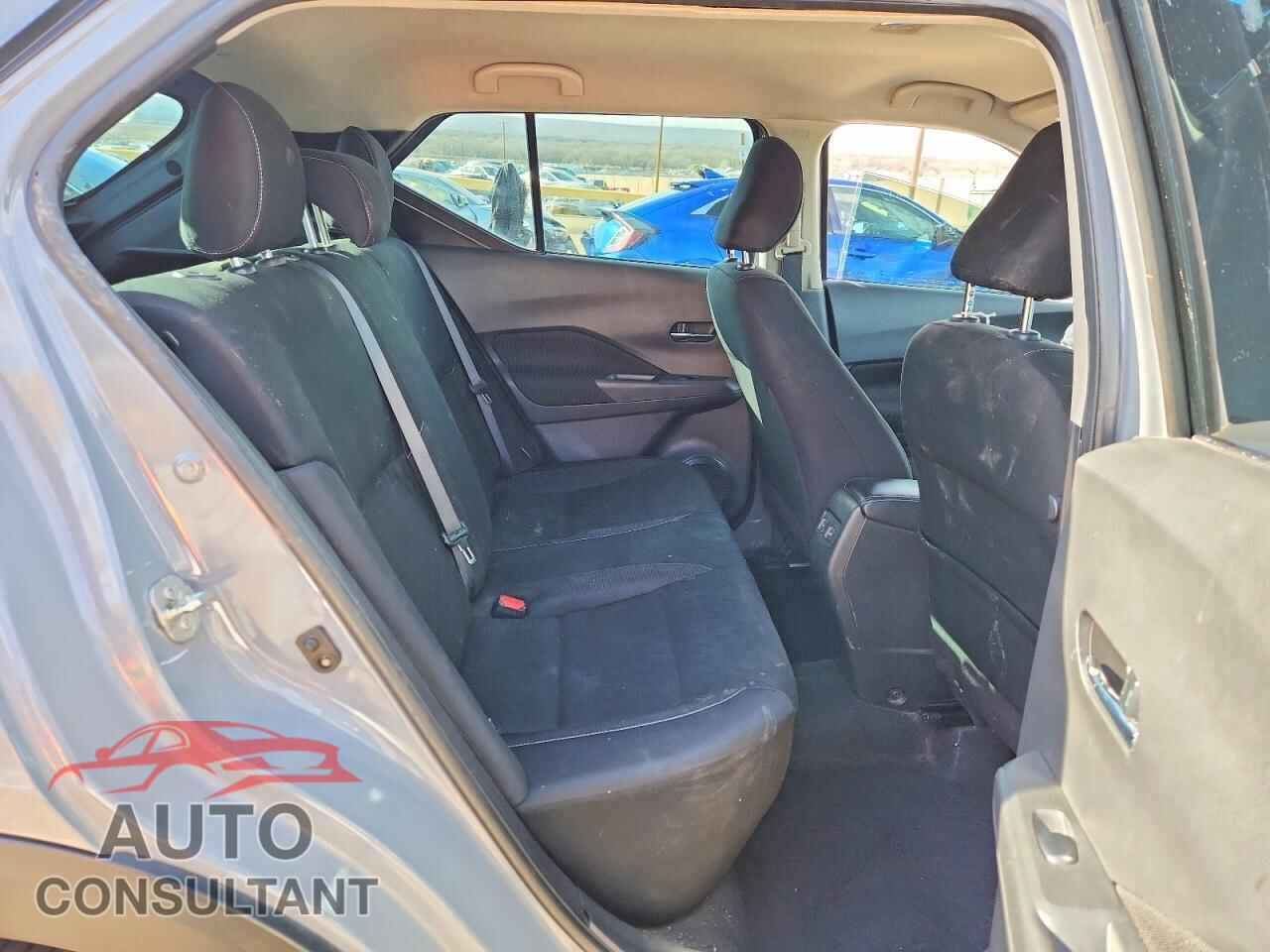 NISSAN KICKS 2021 - 3N1CP5CVXML556972