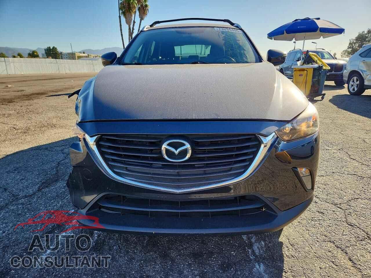 MAZDA CX-3 2017 - JM1DKFC78H0143085