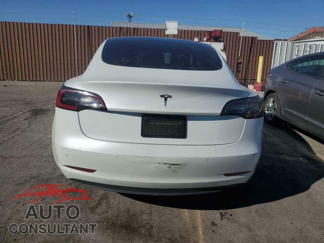 TESLA MODEL 3 2022 - 5YJ3E1EA2NF147743