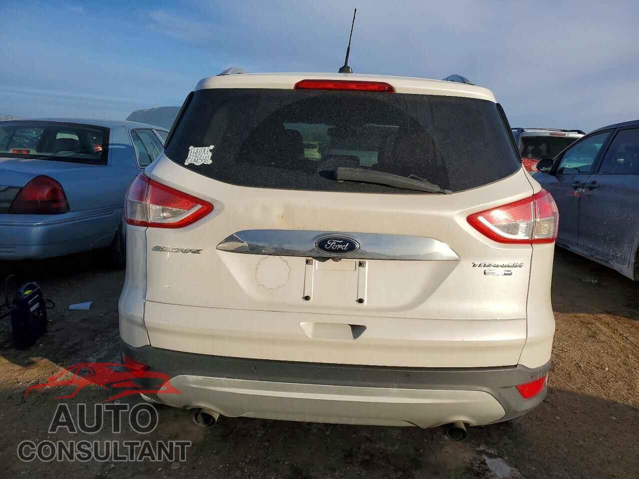 FORD ESCAPE 2016 - 1FMCU9J95GUA97777