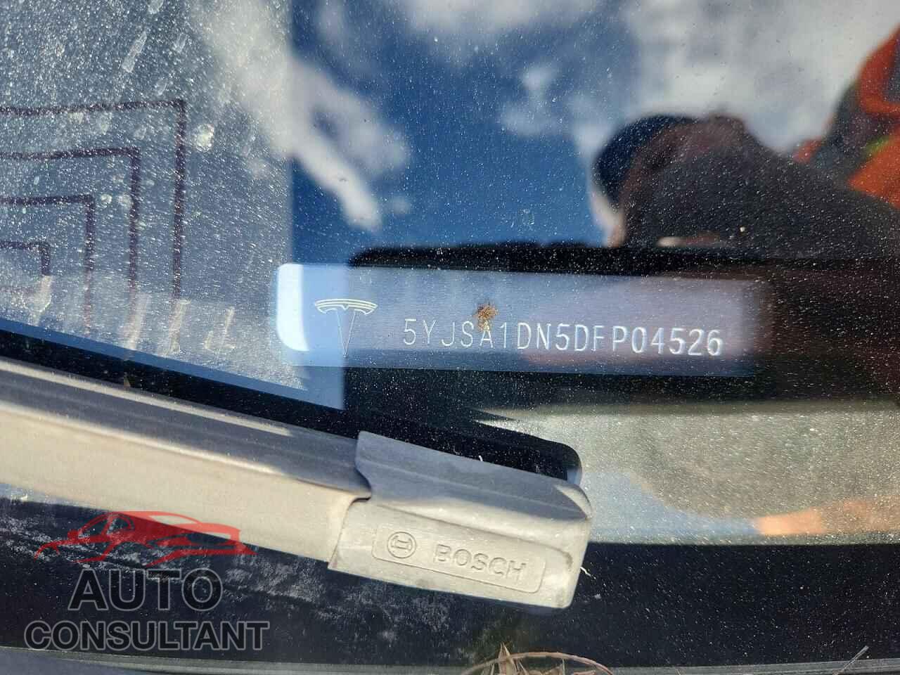 TESLA MODEL S 2013 - 5YJSA1DN5DFP04526