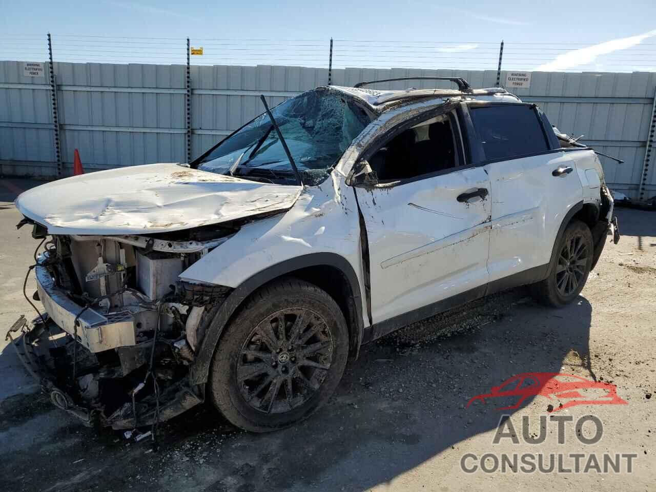 TOYOTA HIGHLANDER 2019 - 5TDJZRFH1KS985002