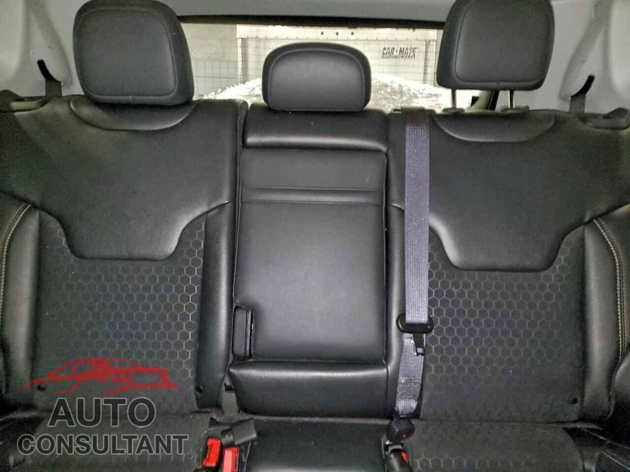 JEEP COMPASS 2020 - 3C4NJDBB2LT112394