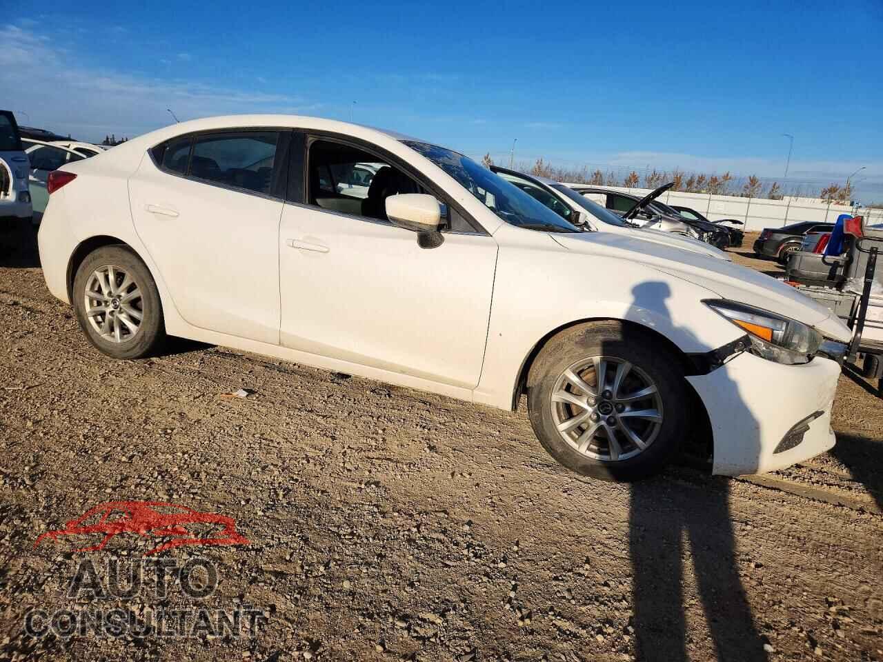MAZDA 3 2017 - JM1BN1V74H1123537